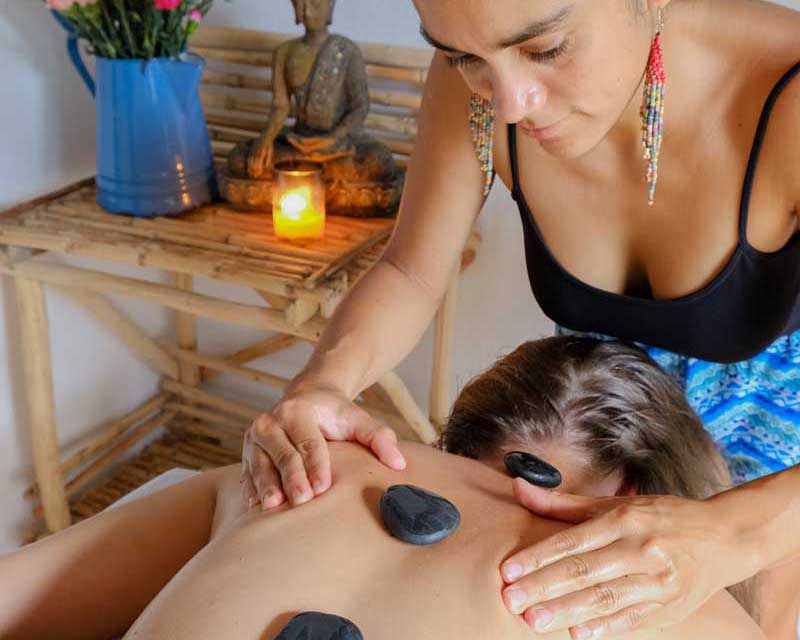 massage-hot-stones