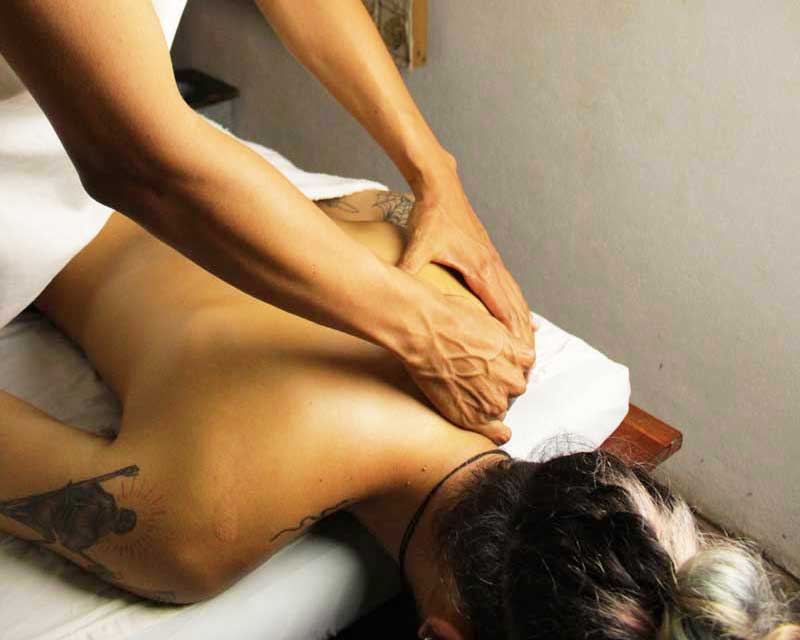massage-relaxing-full-body